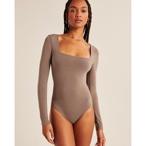A&F Long-Sleeve Cotton Seamless Fabric Squareneck Bodysuit - Size Medium